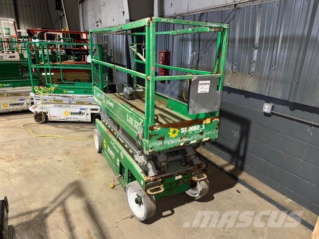SkyJack SJIII 3220 Saxlifte