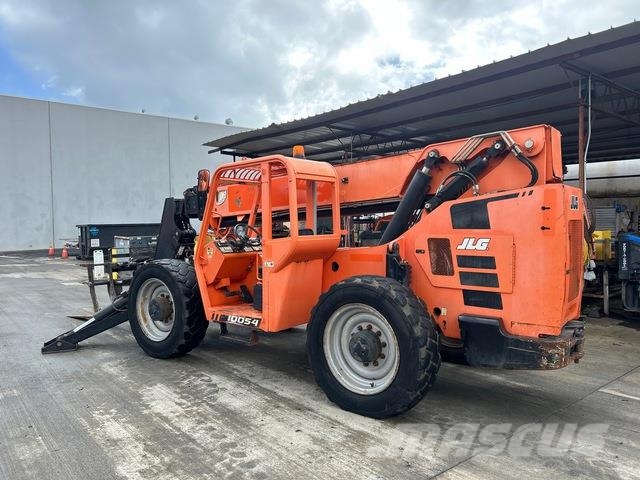 SkyTrak 10054 Telescopic handlers