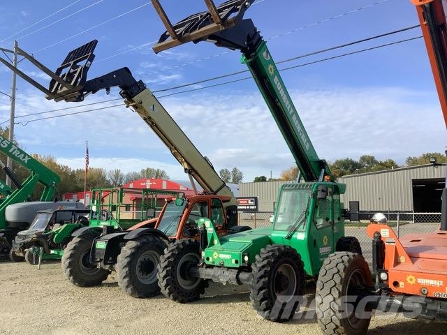 SkyTrak 8042 Telescopic handlers