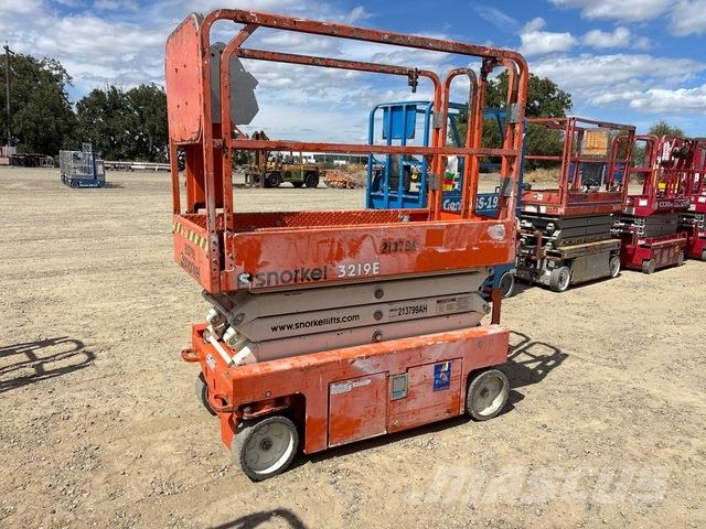 Snorkel S3219E Šķerveida pacēlāji