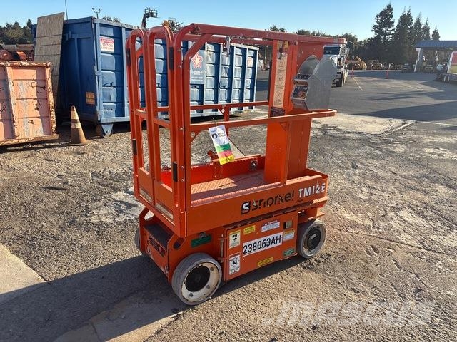 Snorkel TM12E Plataformas elevatórias verticais