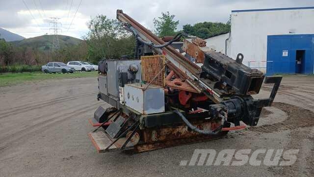 Solardrill Vibratory pile drivers