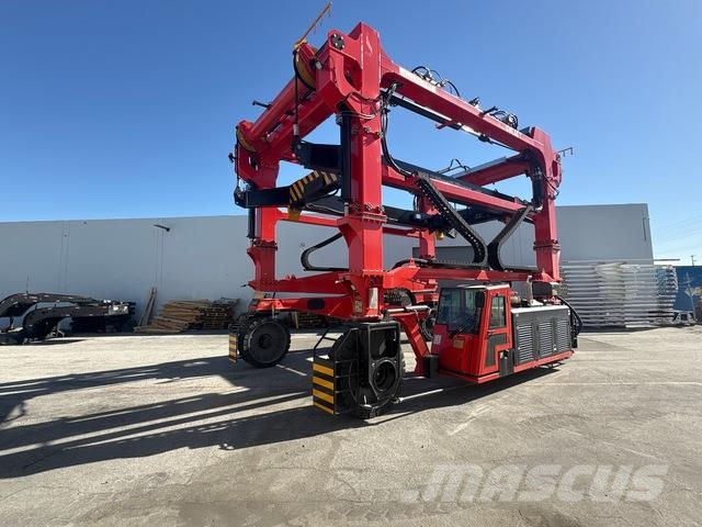  SPEO HKY6037A Montacargas para contenedores
