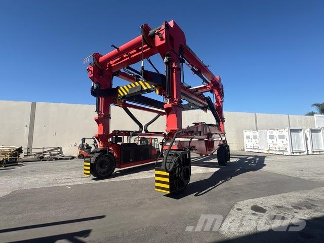  SPEO HKY6037A Montacargas para contenedores