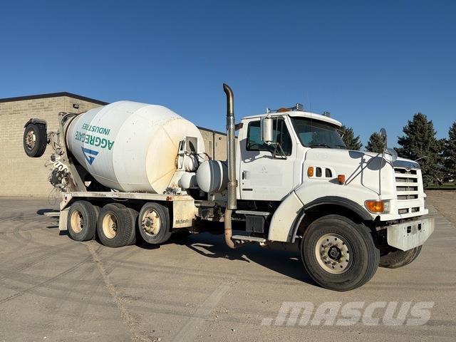 Sterling LT9500 Andere Fahrzeuge