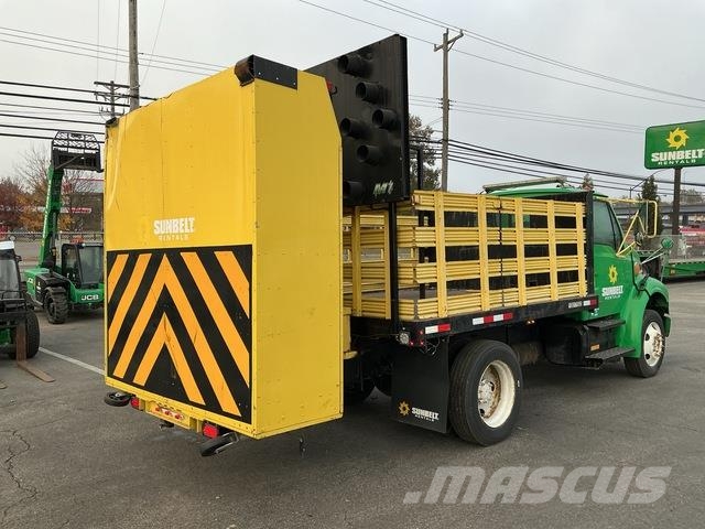 Sterling M6500 Kommunal-Sonderfahrzeuge