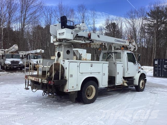 Sterling M7500 移動式鑽機車