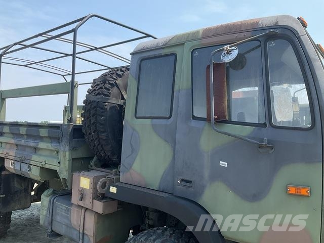 Stewart & Stevenson M1078A1 Sanduk kamioni
