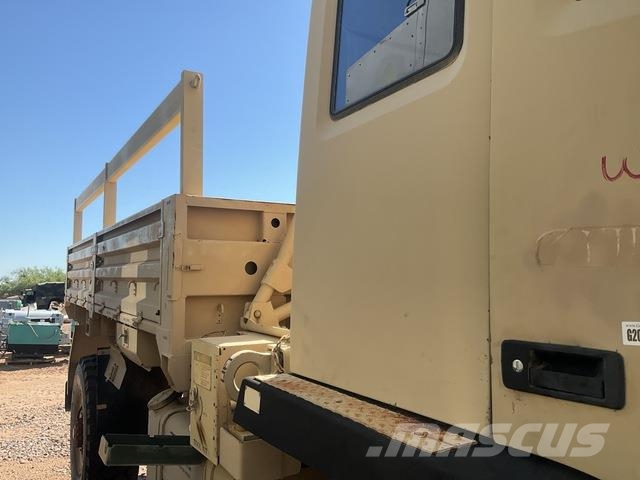 Stewart & Stevenson M1078A1 Sanduk kamioni