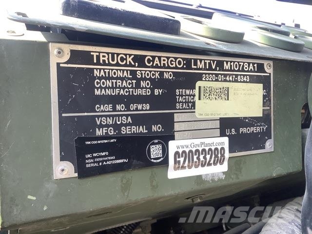 Stewart & Stevenson M1078A1 Tovornjaki zabojniki