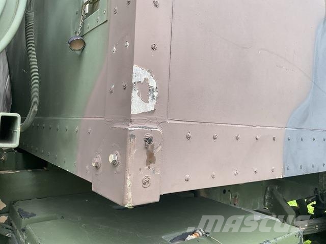 Stewart & Stevenson M1079A1 Kastenwagen