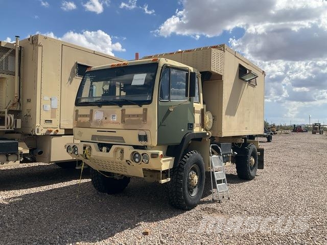 Stewart & Stevenson M1079A1 Kastenwagen