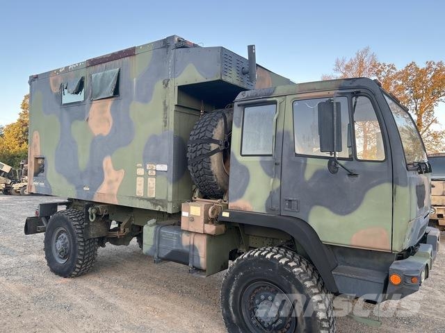 Stewart & Stevenson M1079A1 Kastenwagen