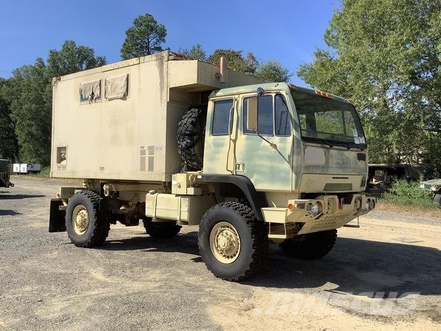 Stewart & Stevenson M1079A1 Kastenwagen