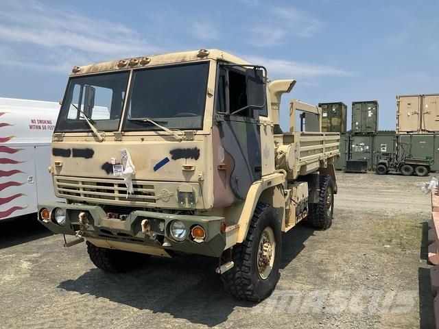 Stewart & Stevenson M1081 Kofferaufbau