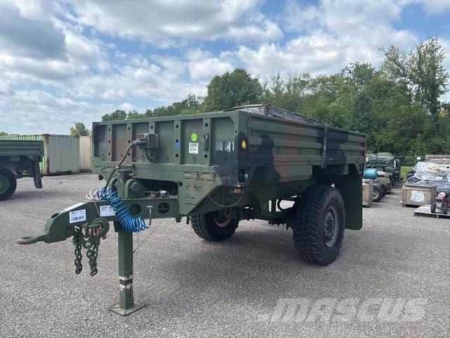 Stewart & Stevenson M1082 Light trailers