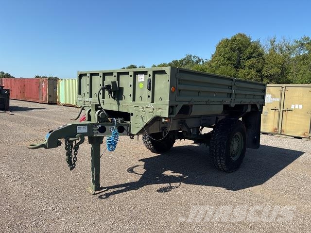 Stewart & Stevenson M1082 Auto prikolice