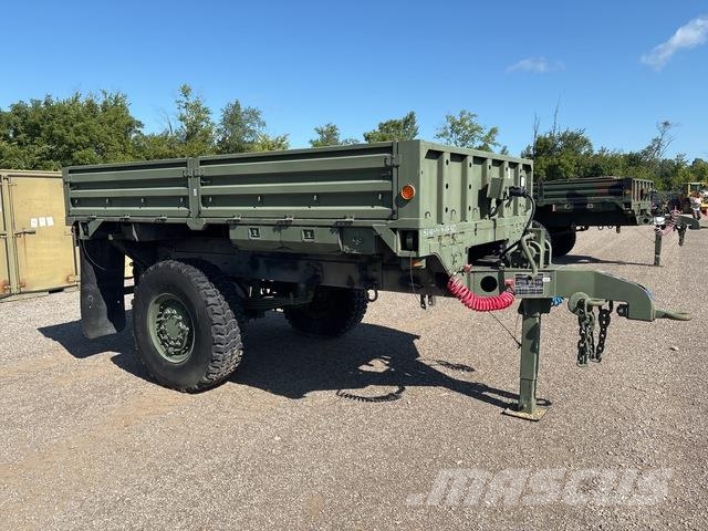 Stewart & Stevenson M1082 Auto prikolice