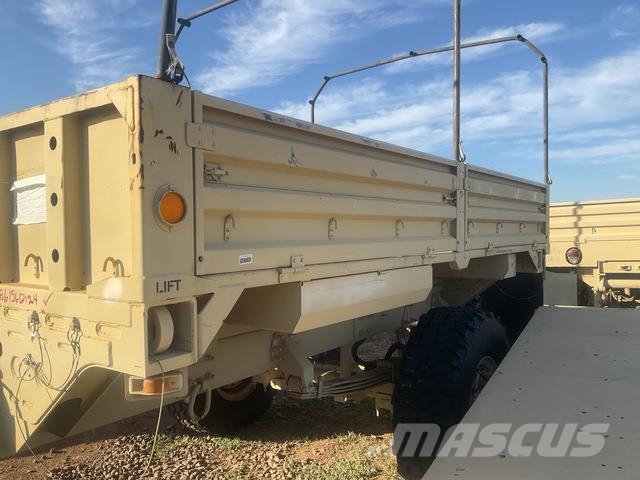 Stewart & Stevenson M1082 Light trailers