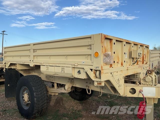 Stewart & Stevenson M1082 Light trailers