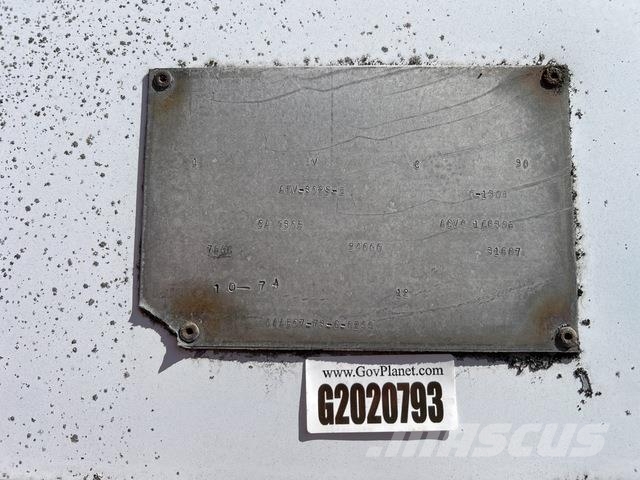 Stoughton AEV-302S-G Прицепы-фургоны