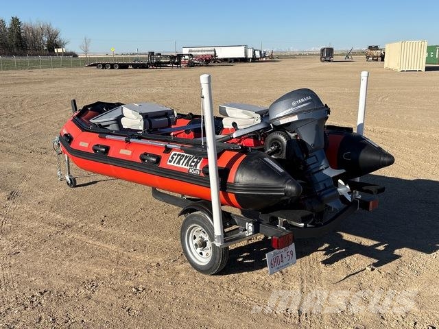 Stryker LX380AL زوارق العمل / مراكب شحن