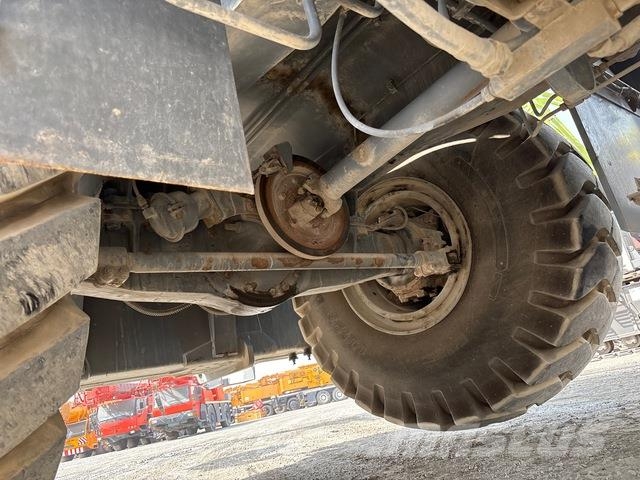 Tadano GR700E Guindastes para terrenos acidentados