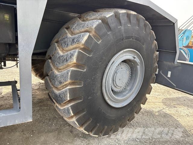 Tadano GR700E Guindastes para terrenos acidentados