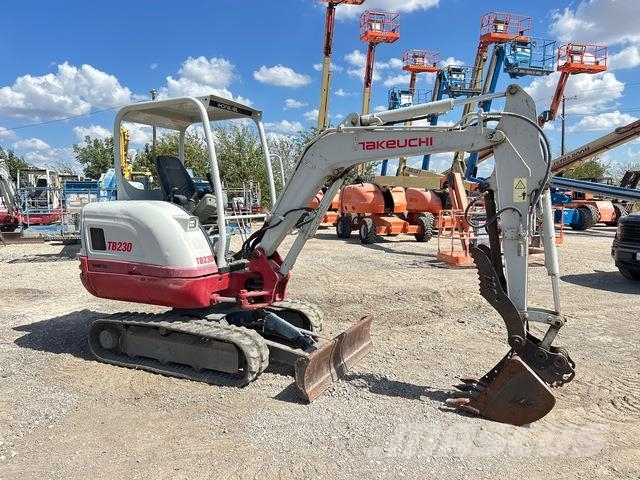 Takeuchi TB230 Bagri goseničarji
