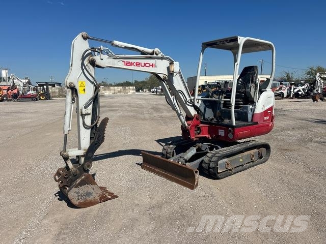 Takeuchi TB230 Vikšriniai ekskavatoriai