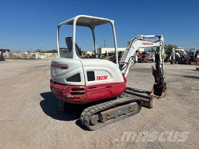 Takeuchi TB230 Pásové rýpadlá