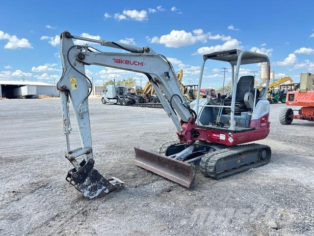 Takeuchi TB240 Bagri goseničarji