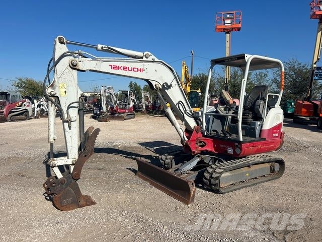 Takeuchi TB240 Bagri goseničarji