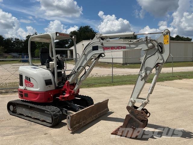 Takeuchi TB335R Gravemaskiner på larvebånd