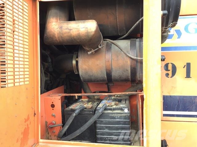 Tamrock CHA560 مثاقيب