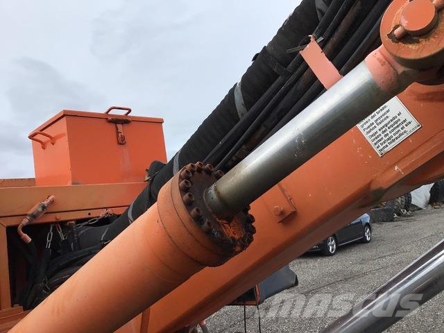 Tamrock CHA560 مثاقيب