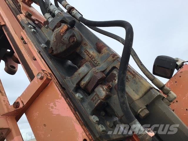 Tamrock CHA560 مثاقيب