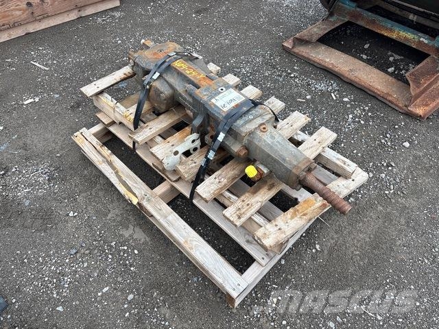 Tamrock HL560 مطارق / كسارات