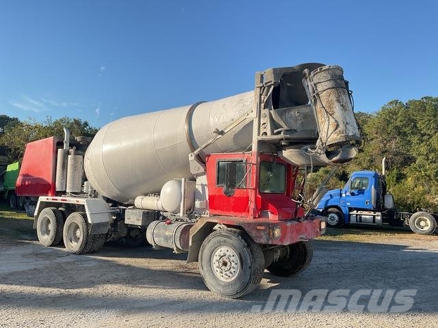 Terex  شاحنات أخرى