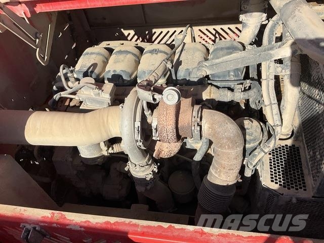 Terex J1170 جراشات