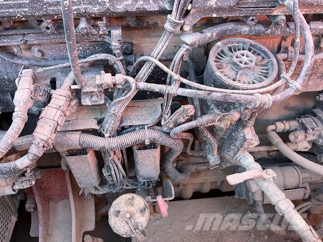 Terex J1170 جراشات