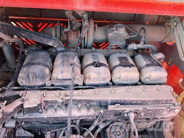 Terex J1170 جراشات