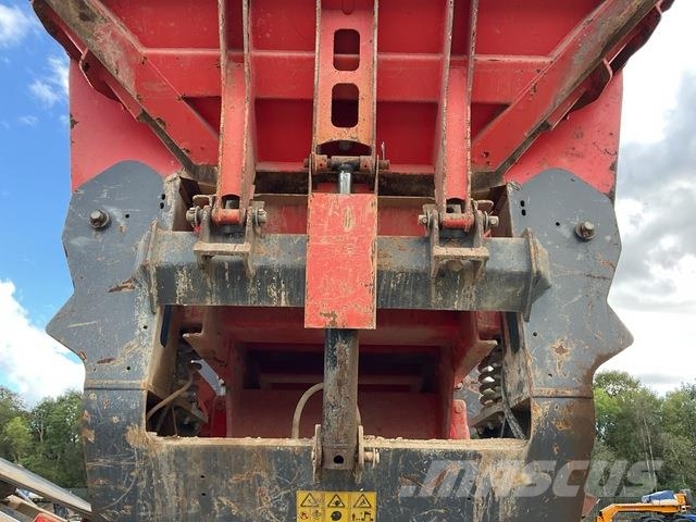 Terex J1170 جراشات