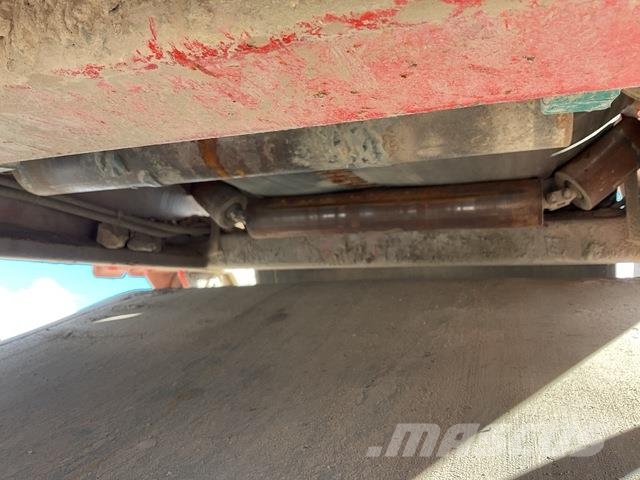 Terex J1170 جراشات