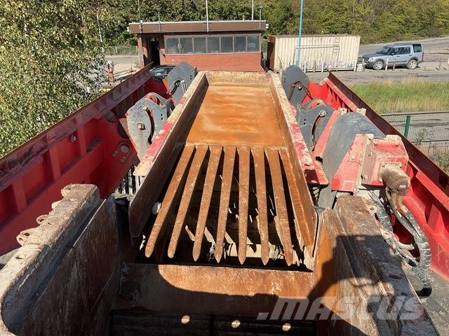 Terex J1170 جراشات