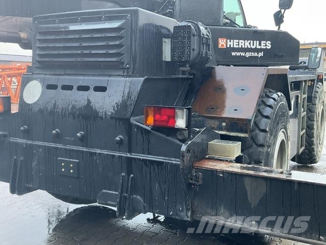 Terex RC45-1 Raske maastiku tõstukid