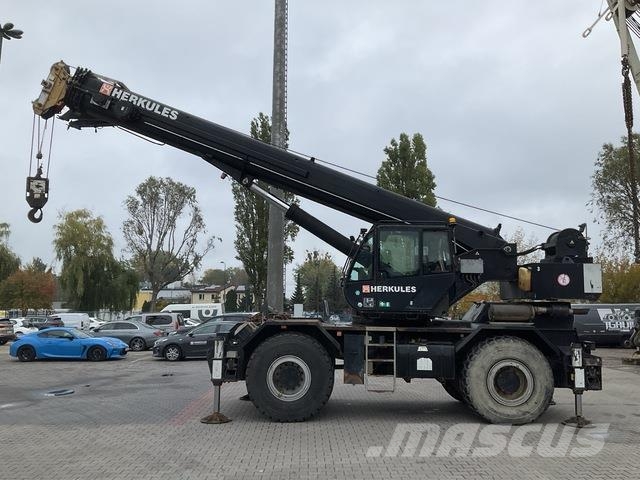 Terex RC45-1 Raske maastiku tõstukid