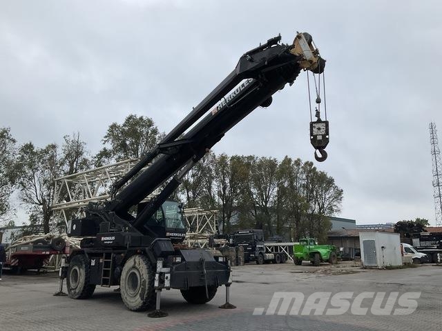 Terex RC45-1 Raske maastiku tõstukid