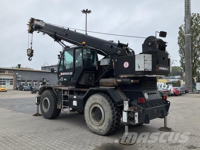 Terex RC45-1 Raske maastiku tõstukid