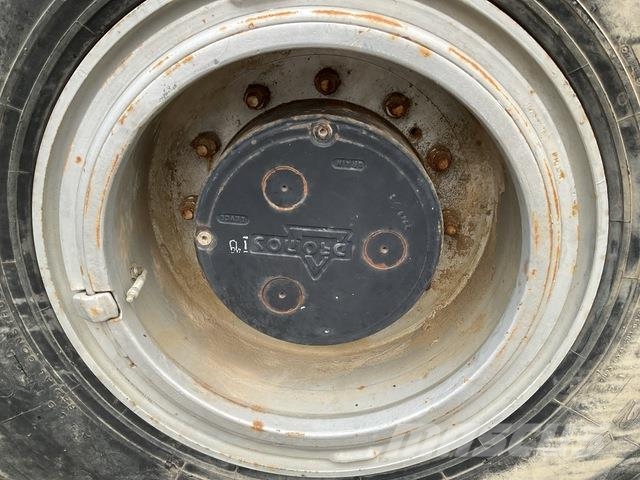 Terex RC45-1 Raske maastiku tõstukid